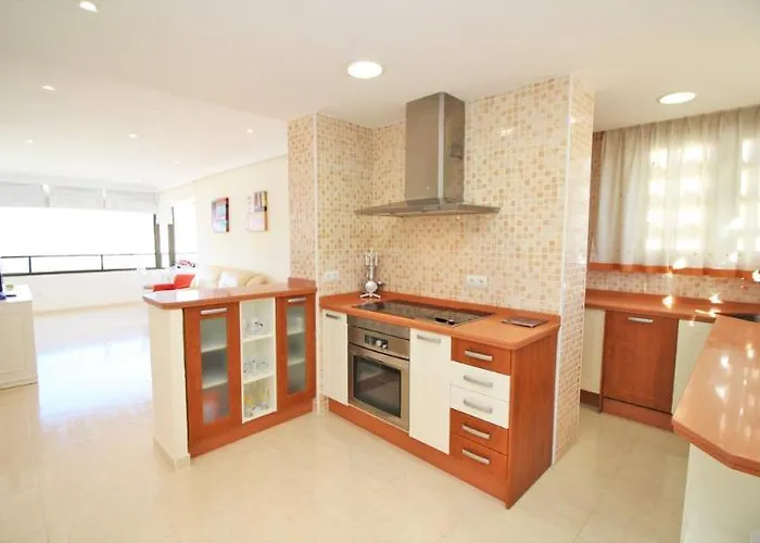 מלון Trinisol Ii 2*